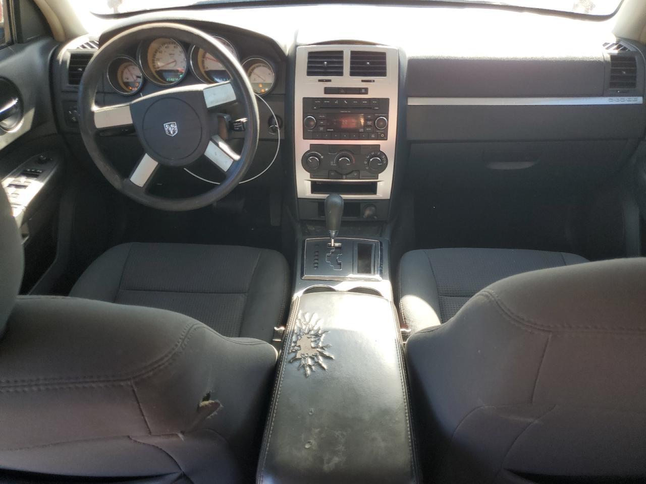 2010 DODGE CHARGER