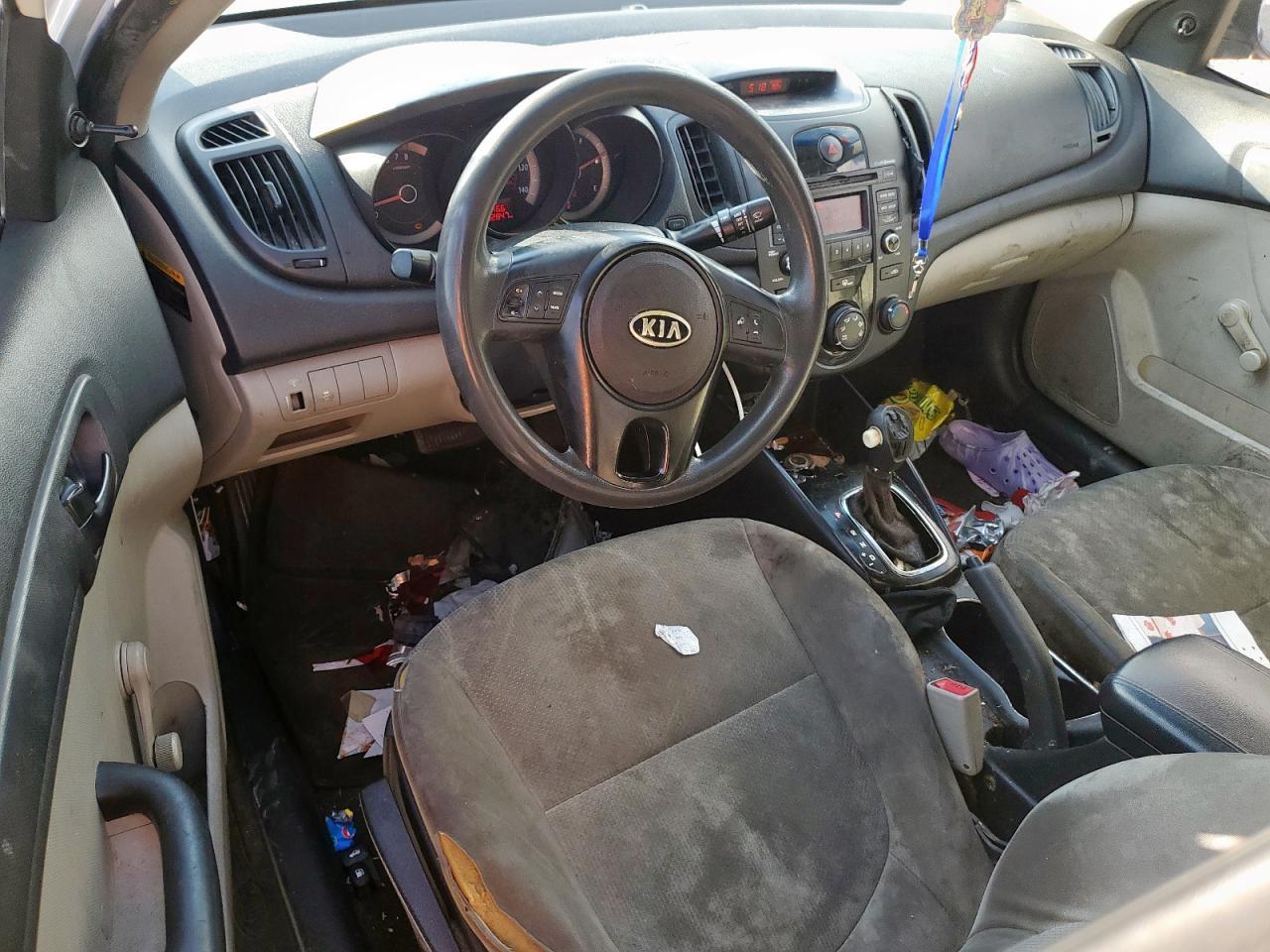 2013 KIA FORTE