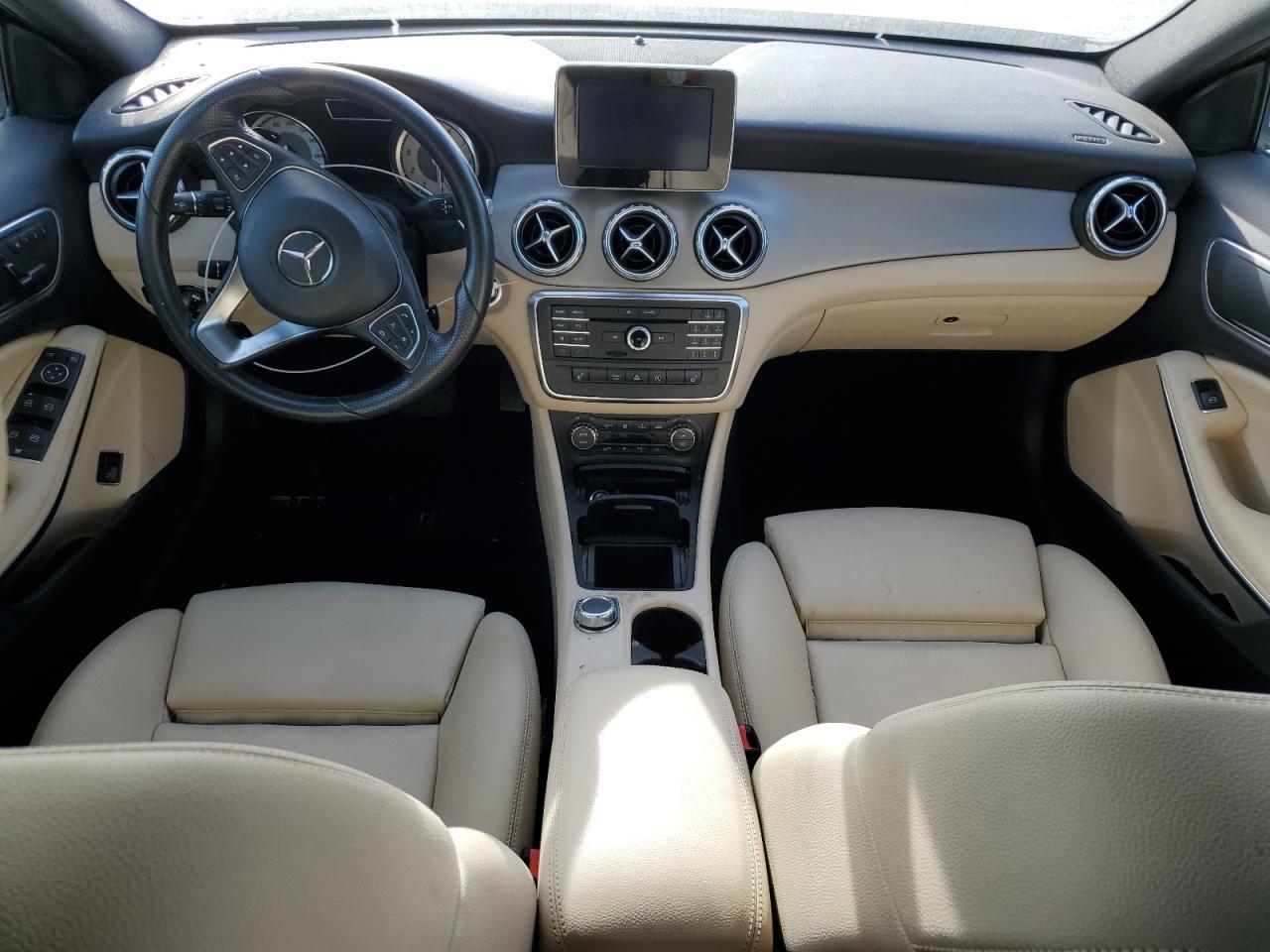 2016 MERCEDES-BENZ GLA-Class