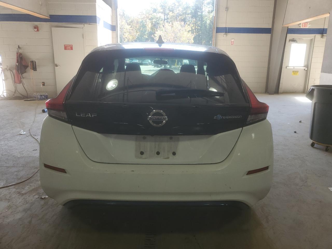 2019 NISSAN LEAF