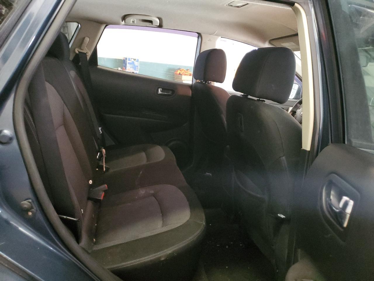 2012 NISSAN ROGUE