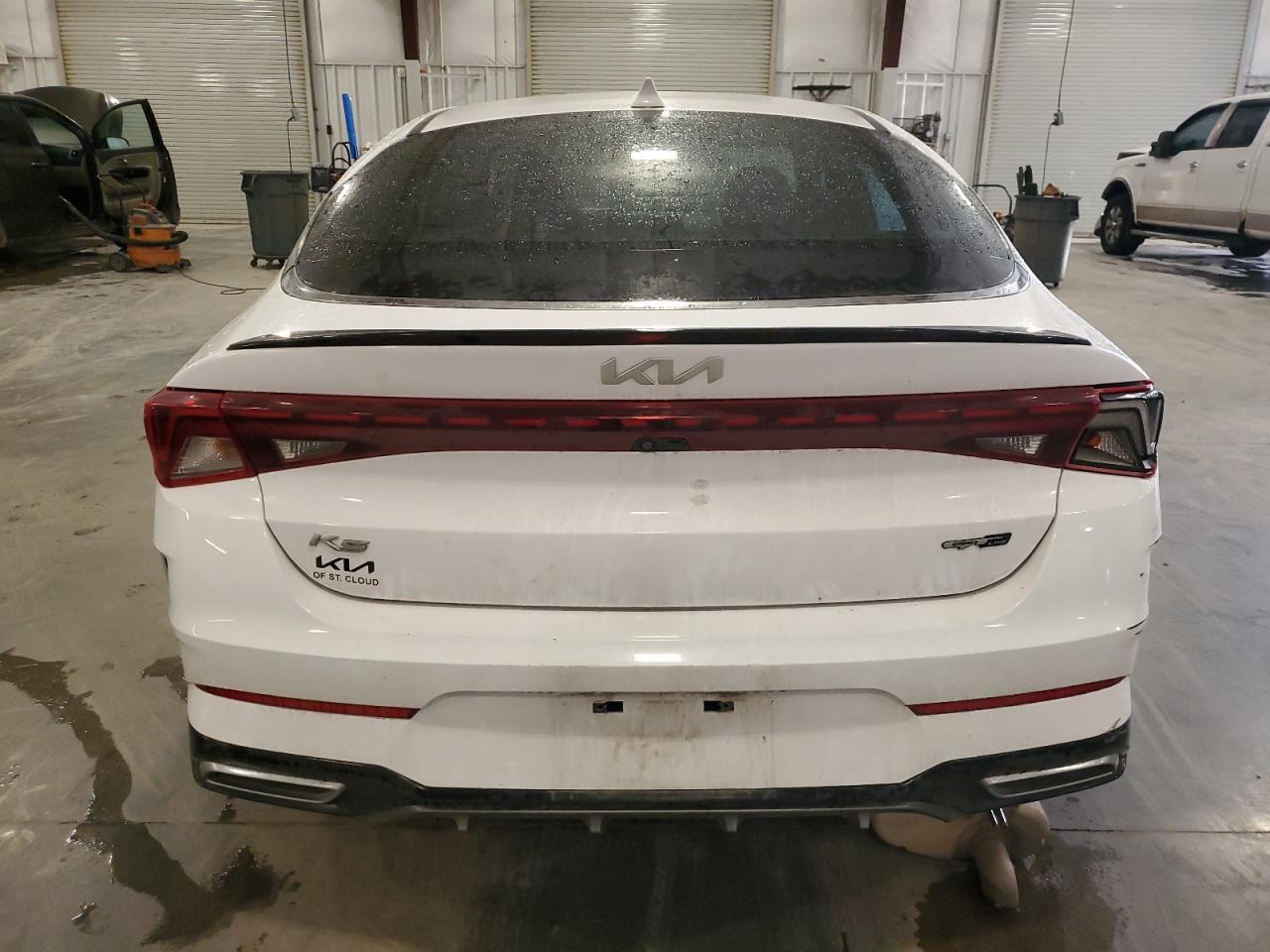 2022 KIA K5