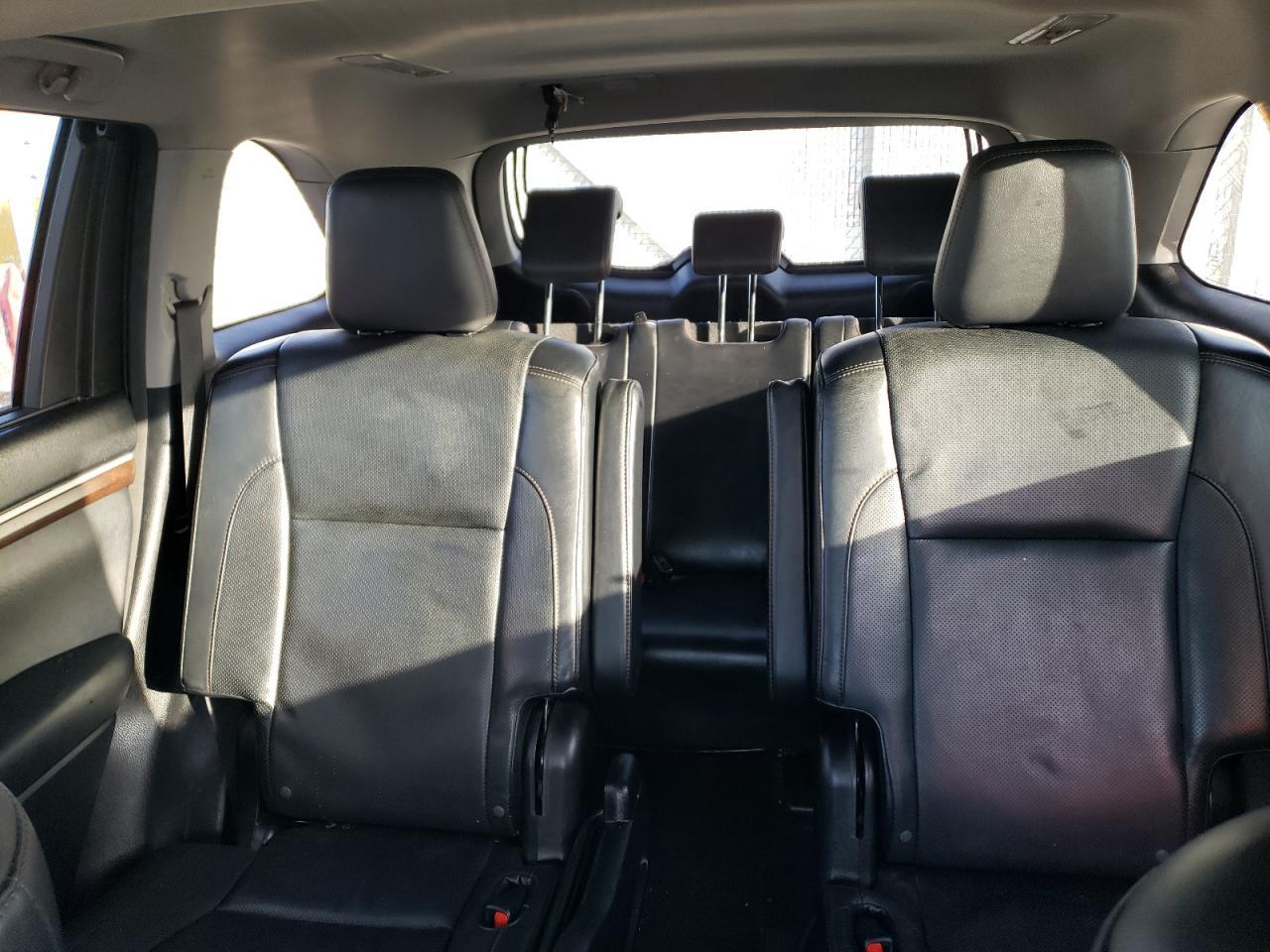 2015 TOYOTA HIGHLANDER