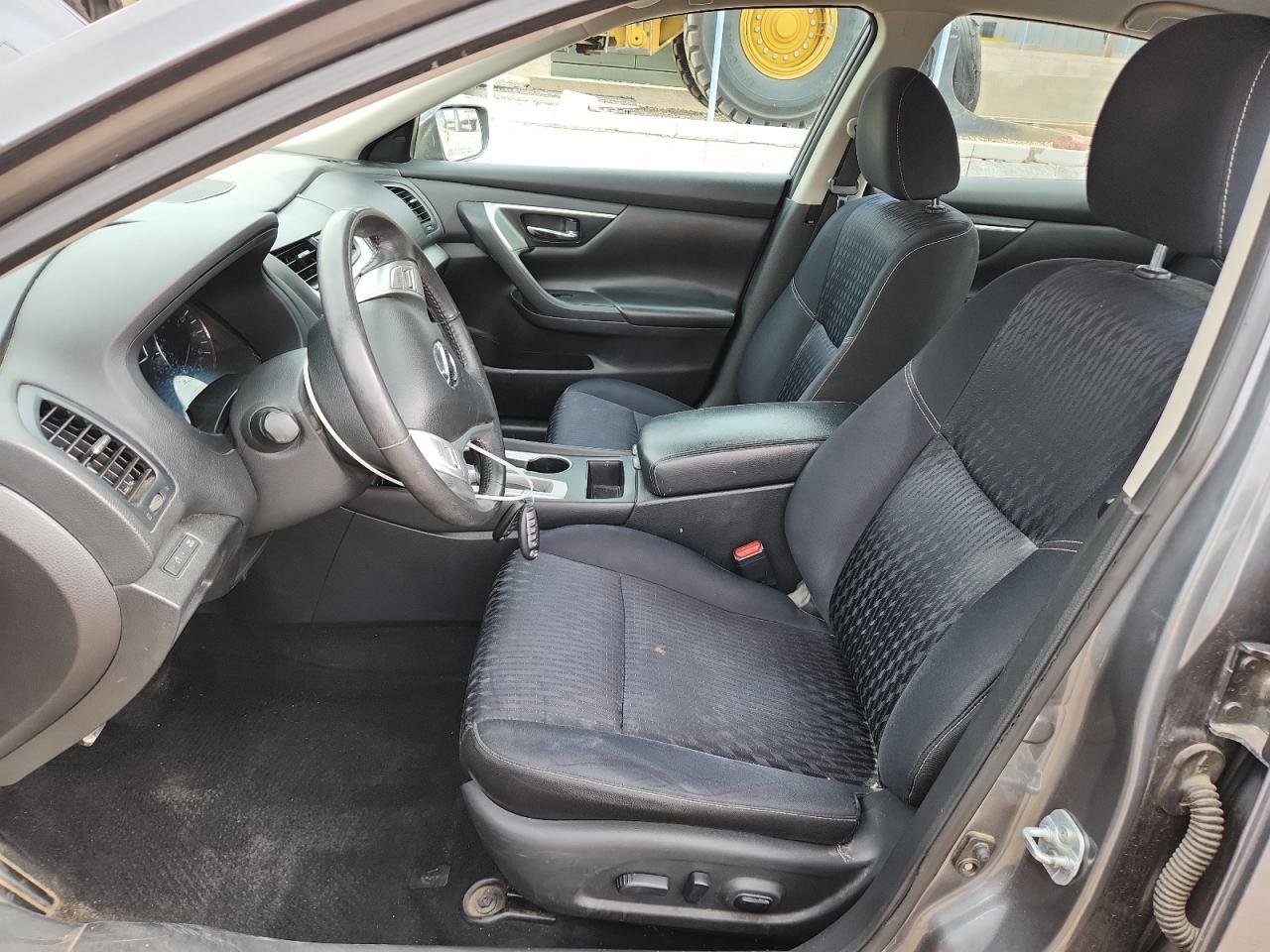 2017 NISSAN ALTIMA