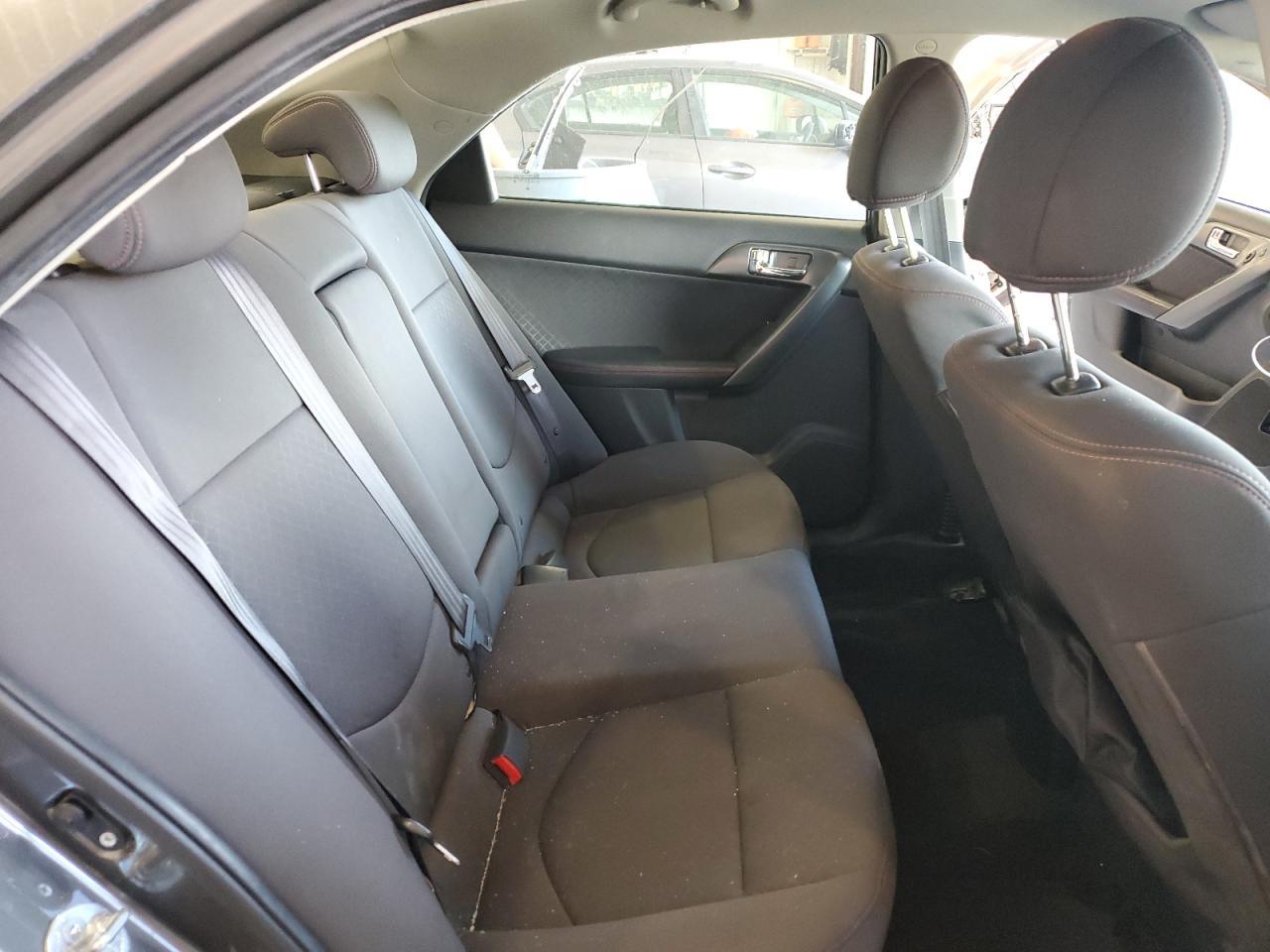 2013 KIA FORTE
