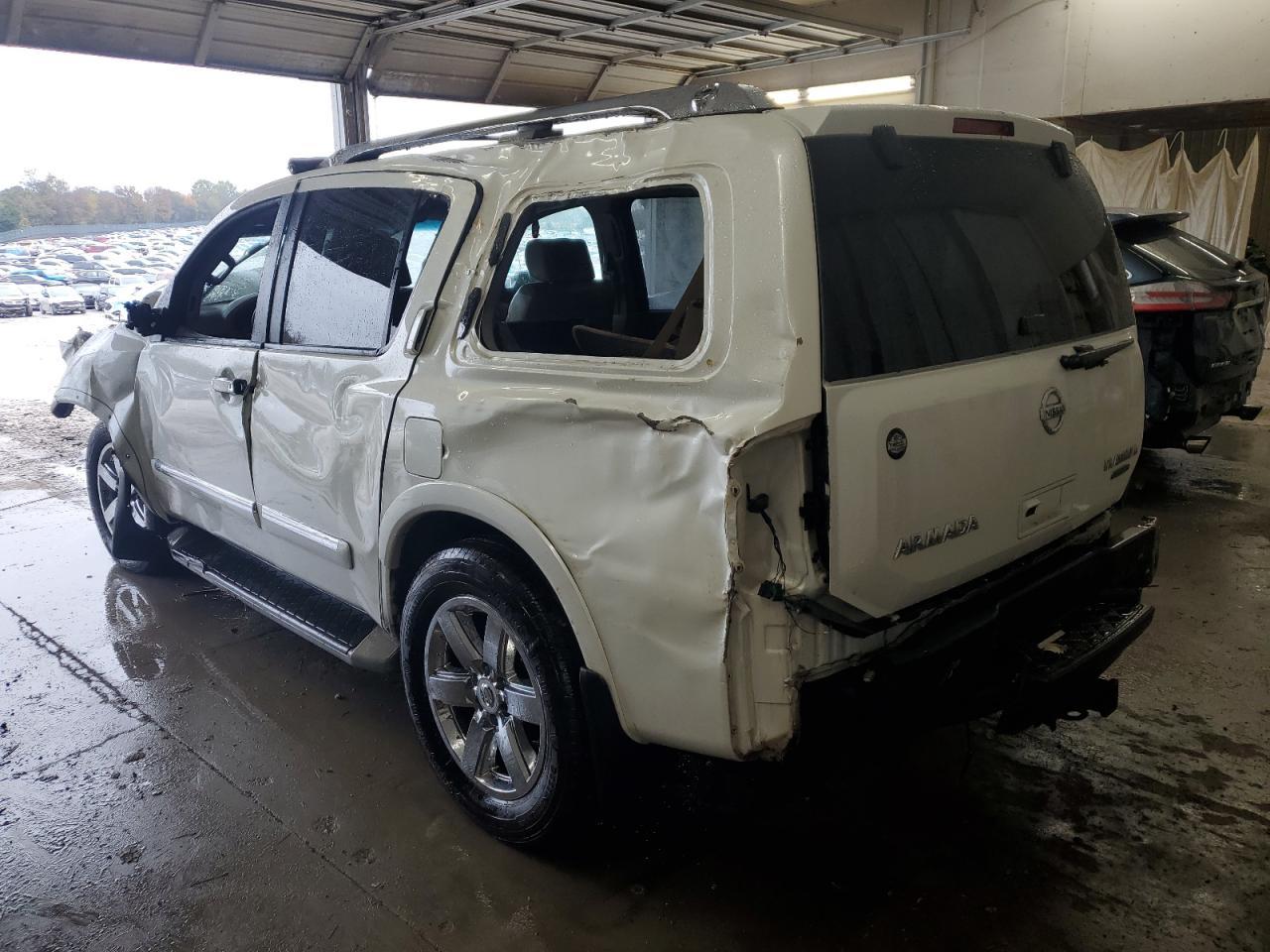 2013 NISSAN Armada