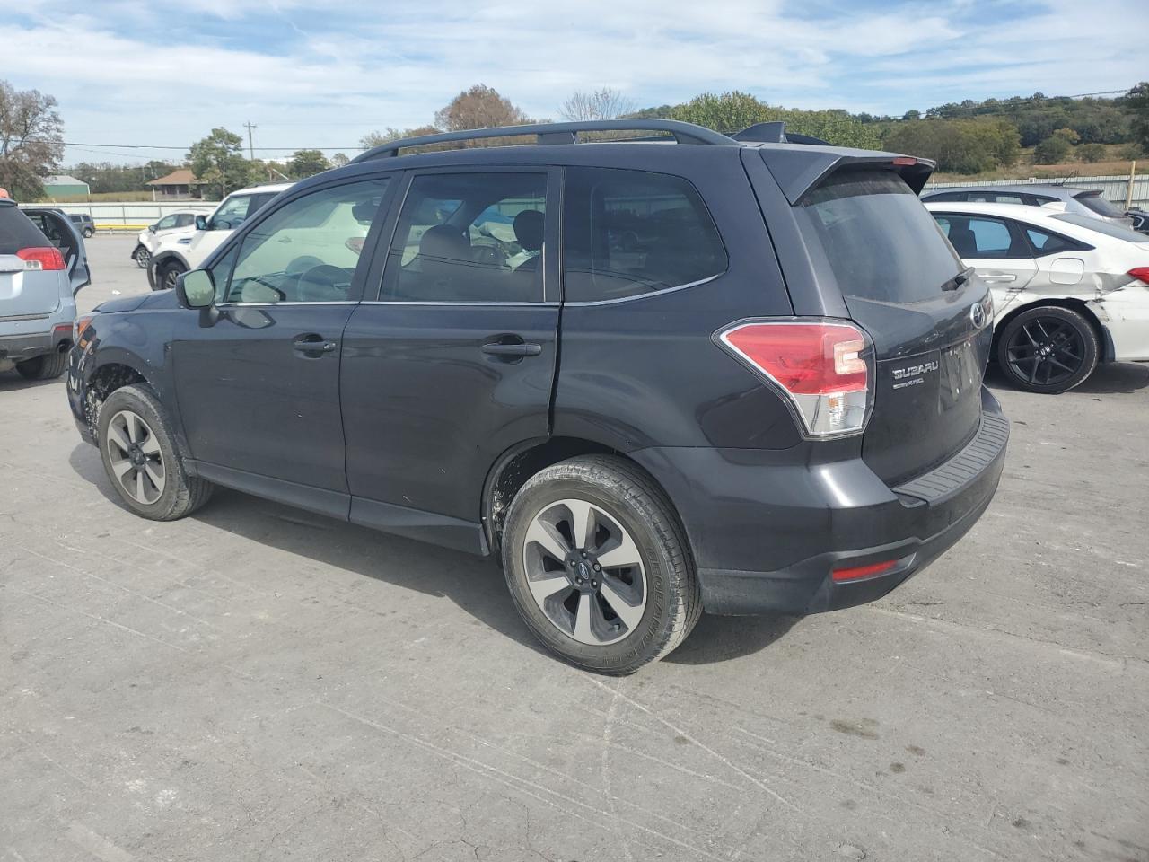 2018 SUBARU FORESTER