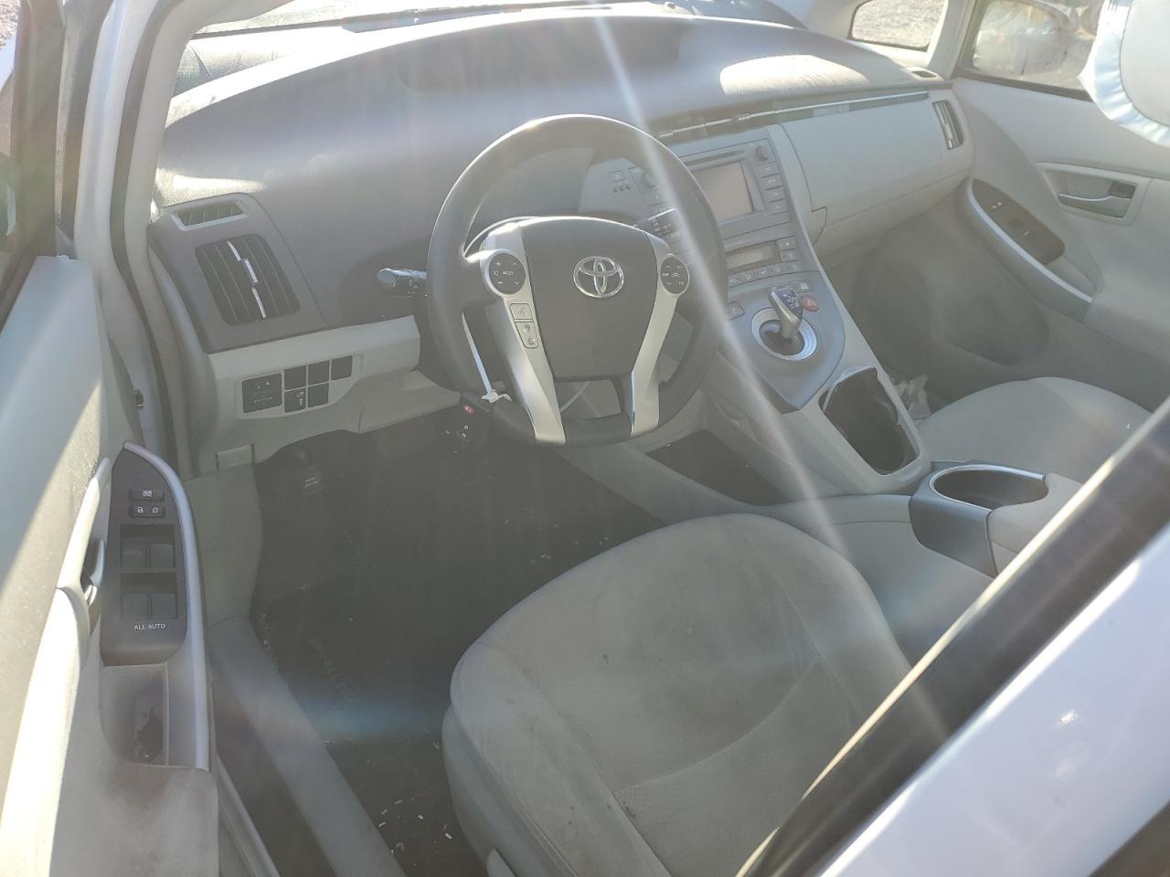 2013 TOYOTA PRIUS