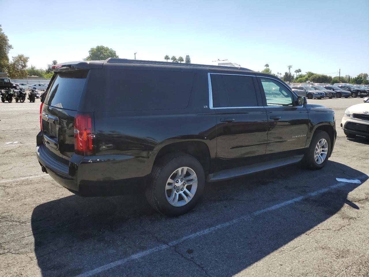 2015 CHEVROLET Suburban
