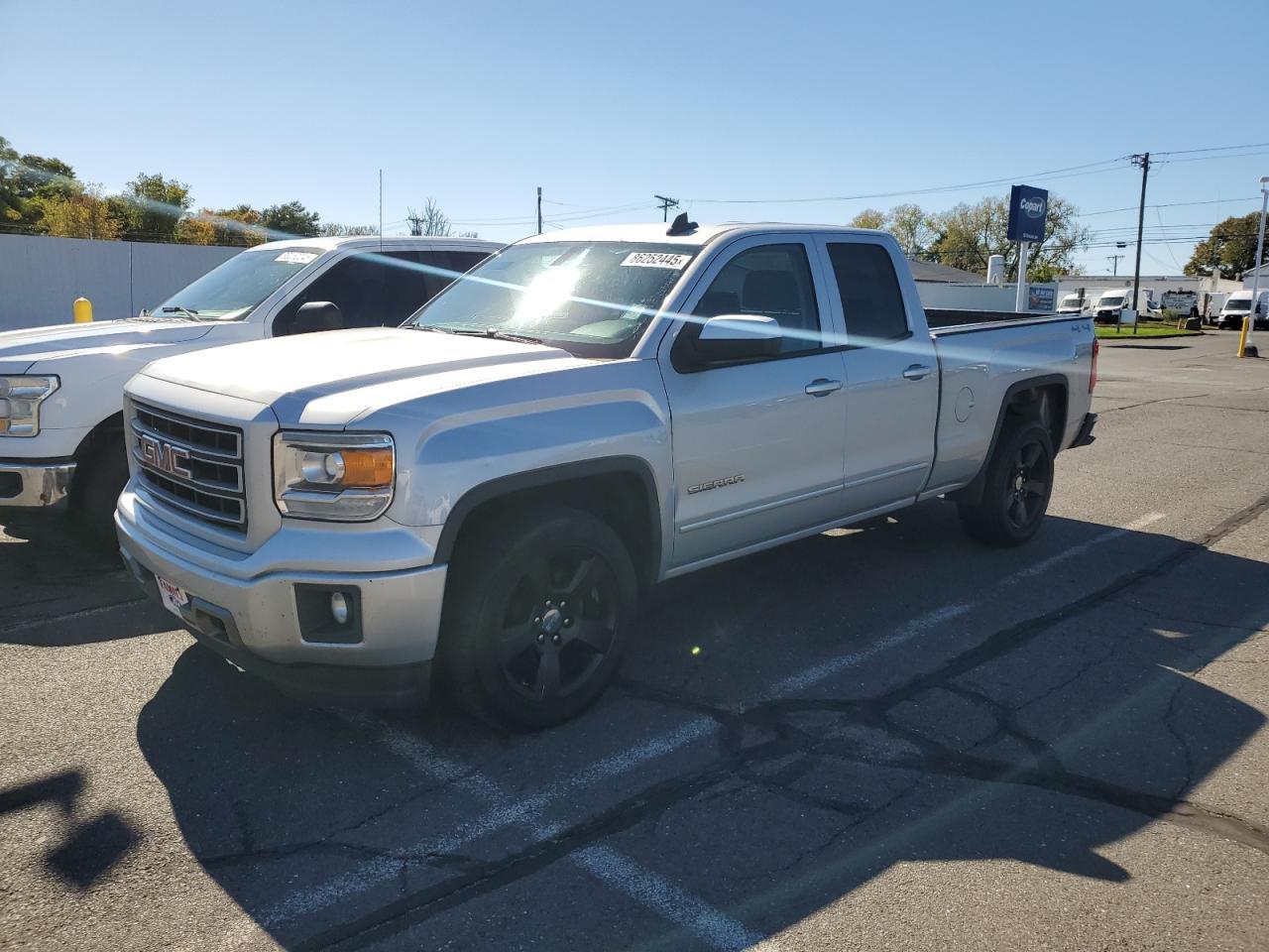 2015 GMC Sierra