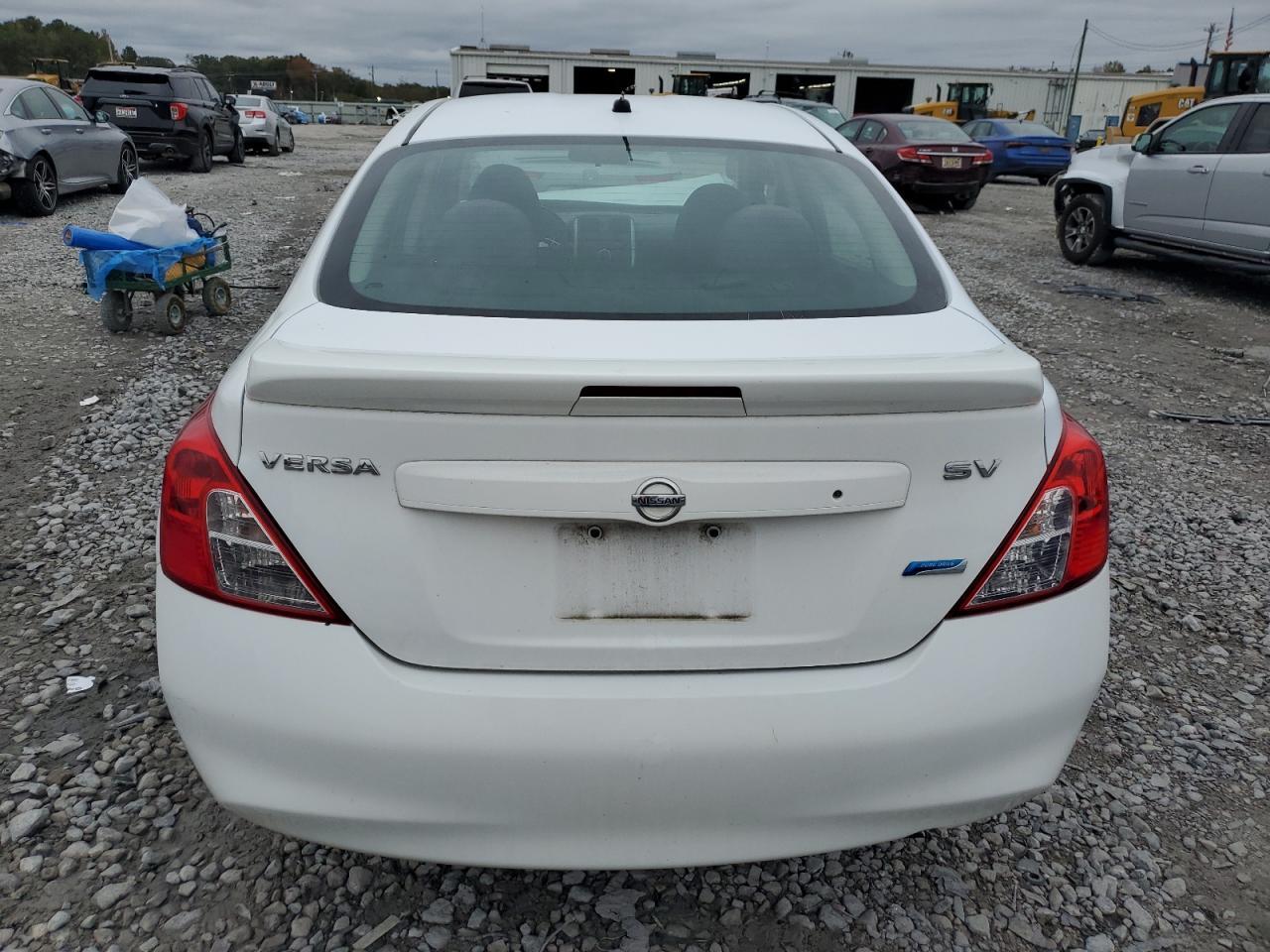 2013 NISSAN VERSA