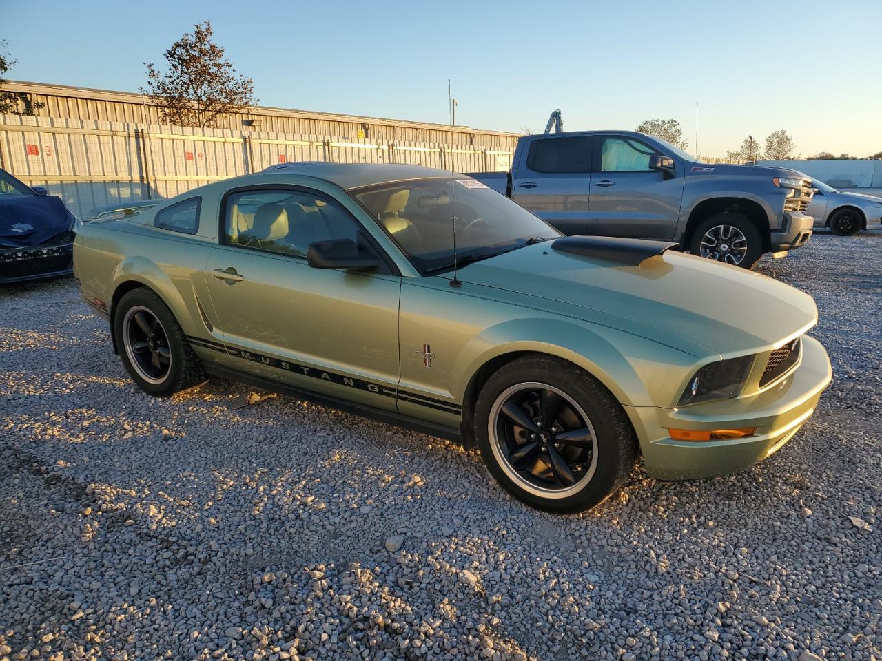 2006 FORD MUSTANG