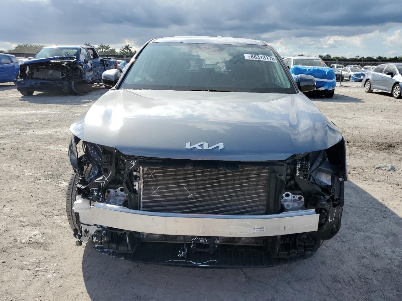 2025 KIA SORENTO