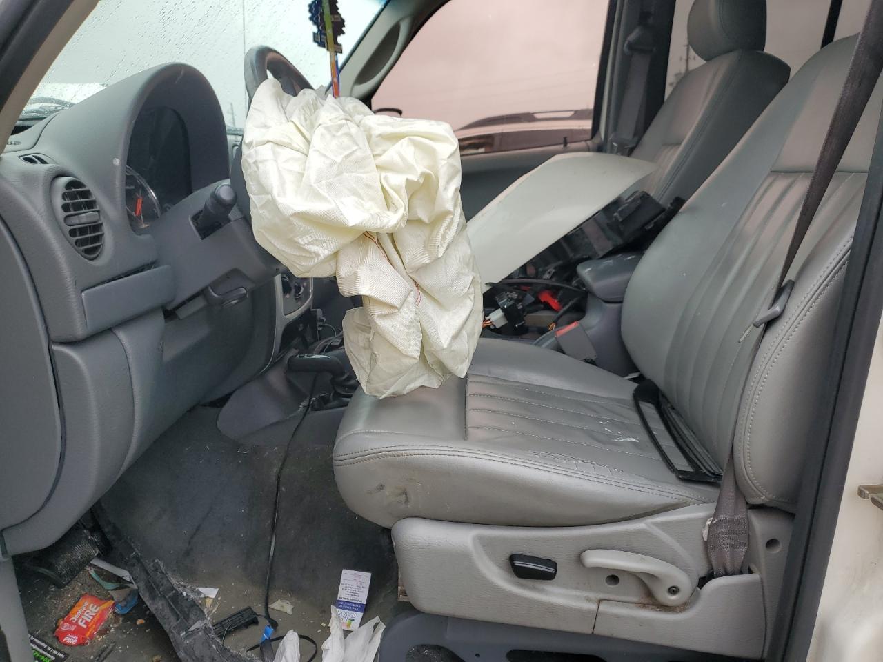 2006 JEEP Liberty