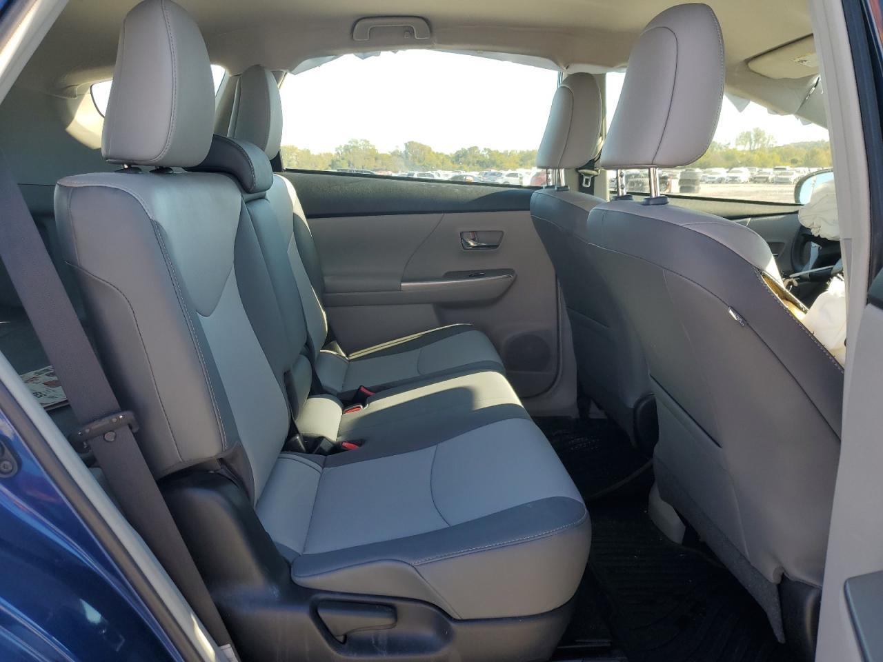 2015 TOYOTA PRIUS V