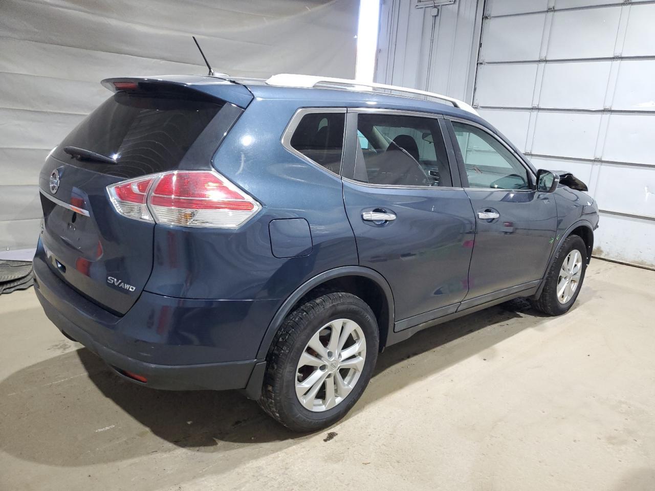 2015 NISSAN ROGUE