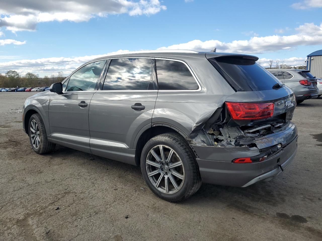 2017 AUDI Q7