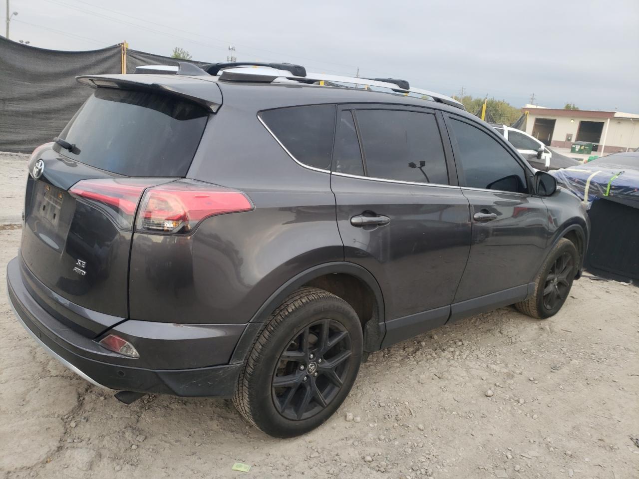 2016 TOYOTA RAV4