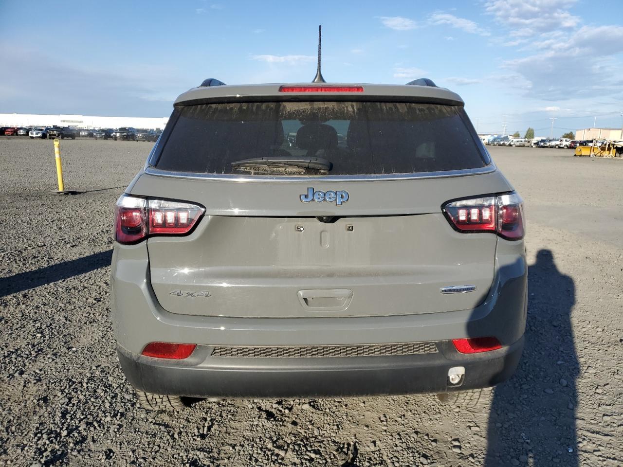 2023 JEEP Compass