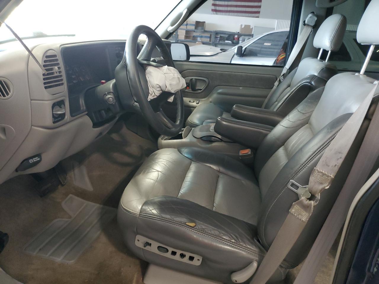 2000 CHEVROLET Tahoe