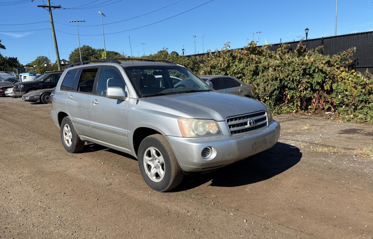2002 TOYOTA HIGHLANDER