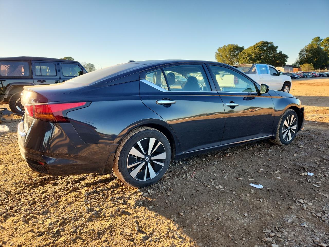 2021 NISSAN ALTIMA