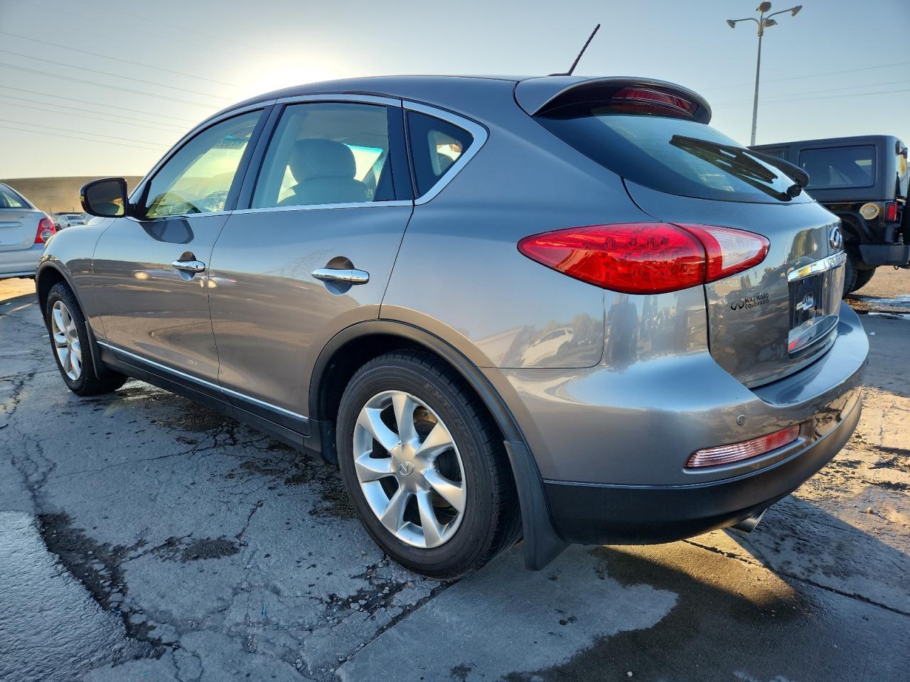 2008 INFINITI EX35