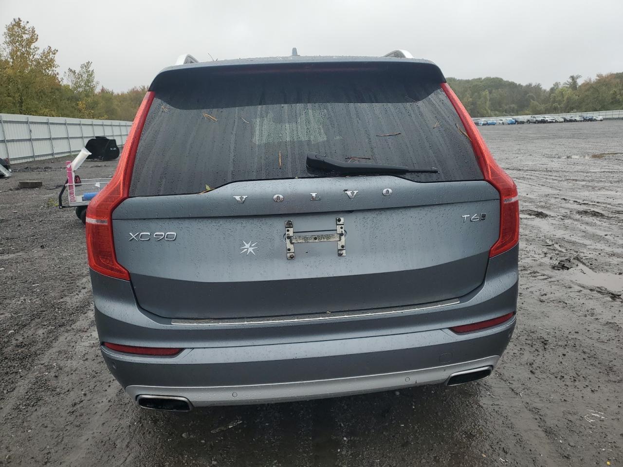 2018 VOLVO XC90