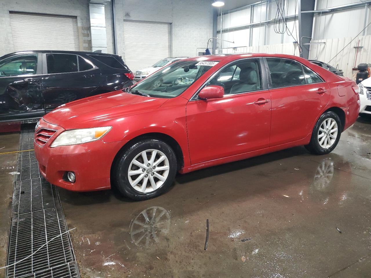 2010 TOYOTA CAMRY