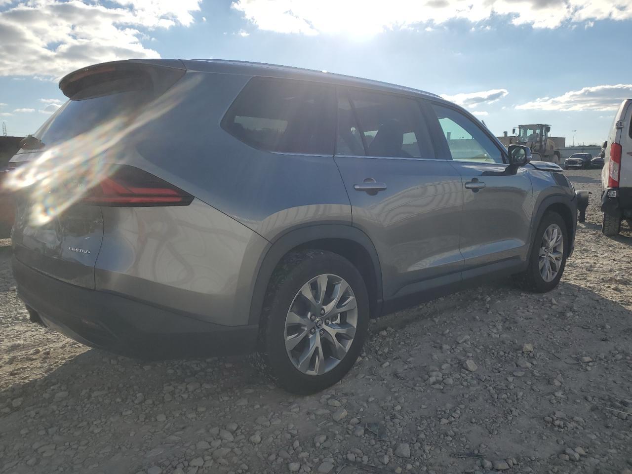 2025 TOYOTA HIGHLANDER