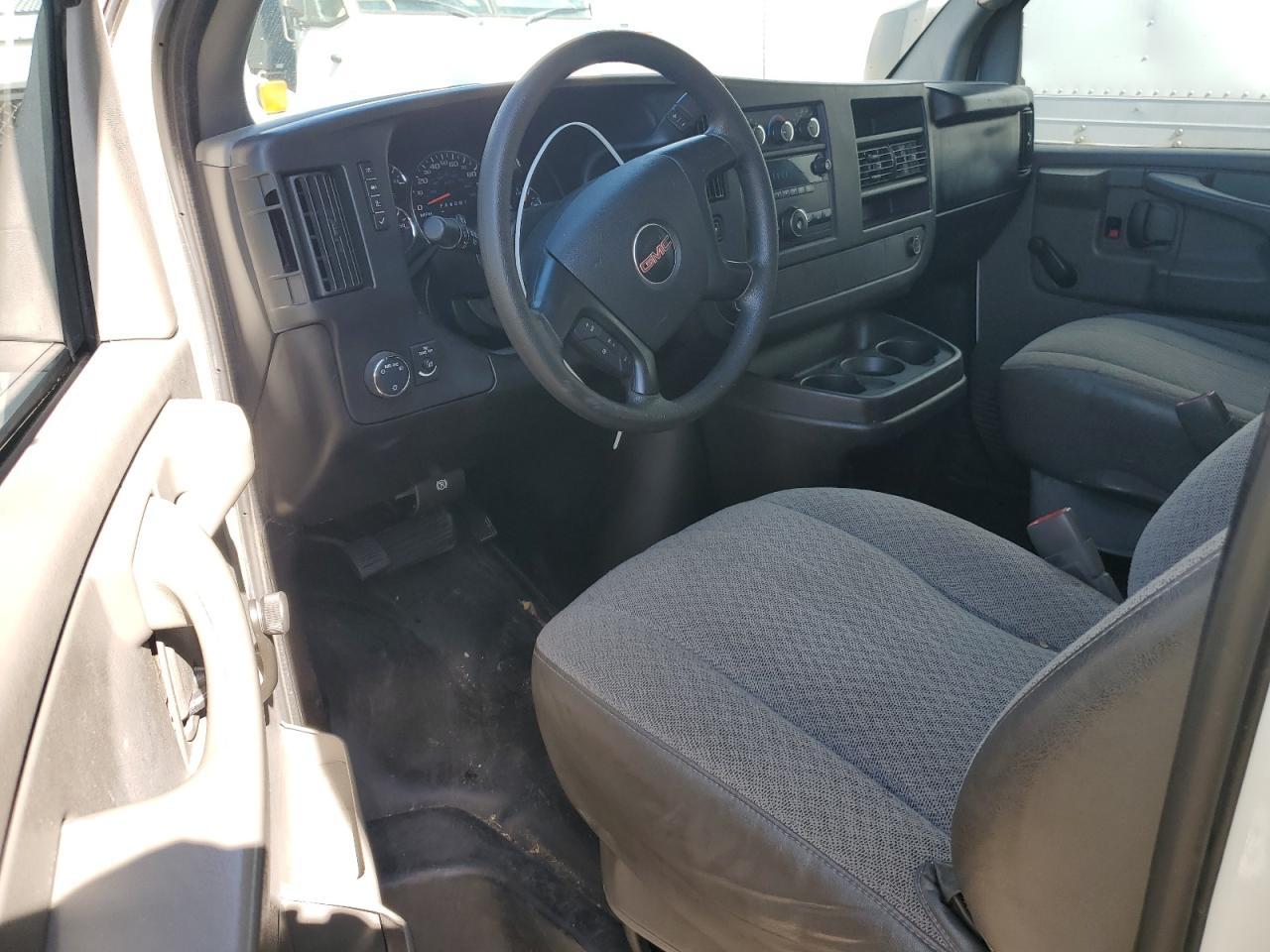 2014 GMC Savana