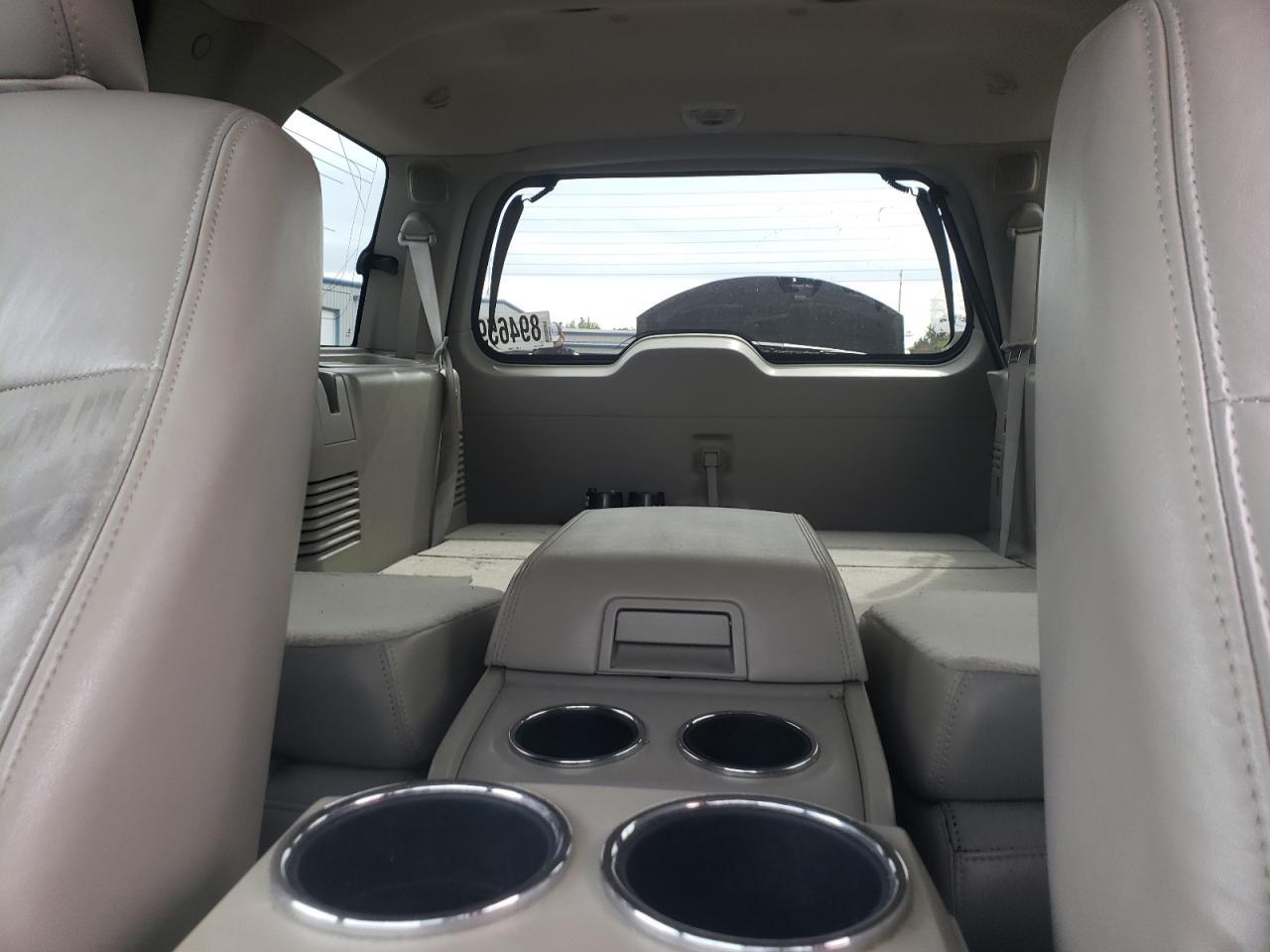 2011 LINCOLN Navigator