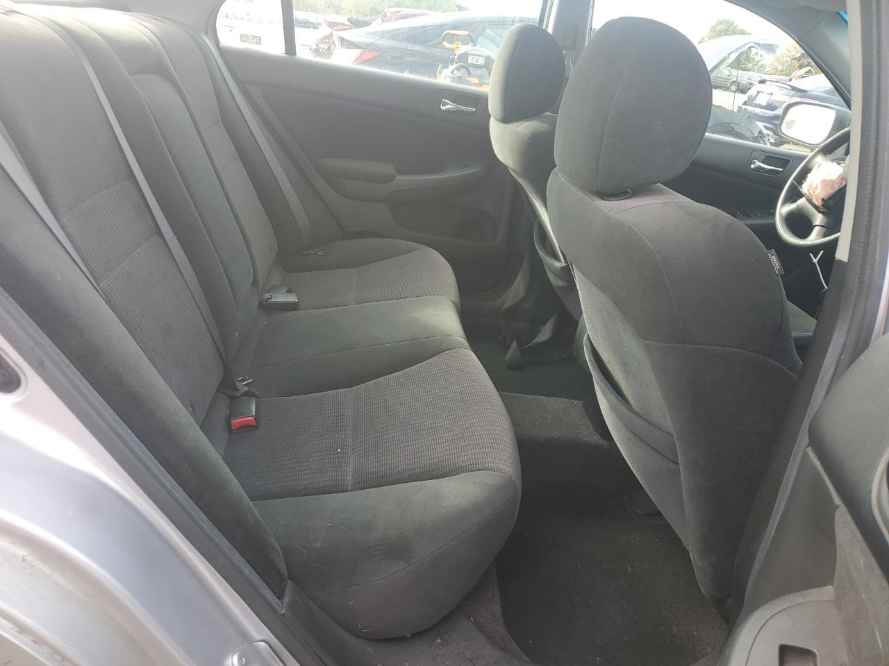 2004 HONDA ACCORD