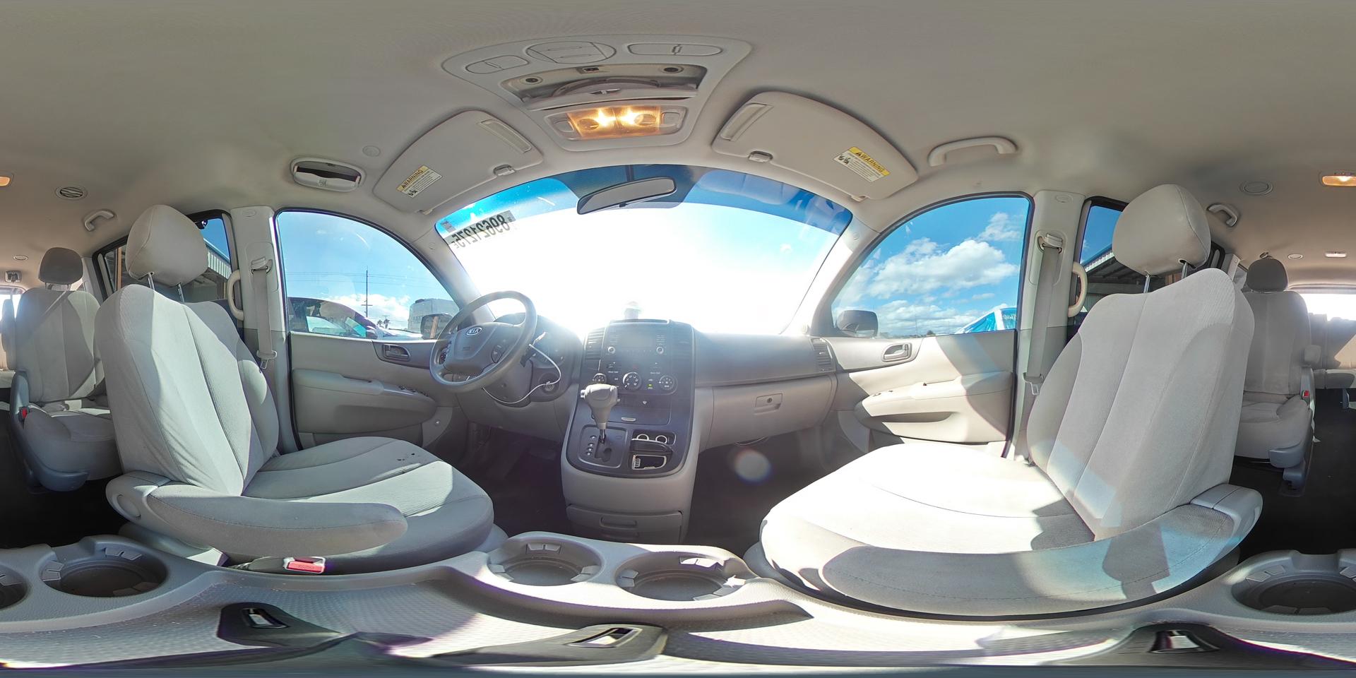 2012 KIA SEDONA