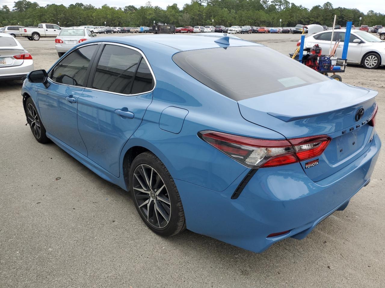 2023 TOYOTA CAMRY