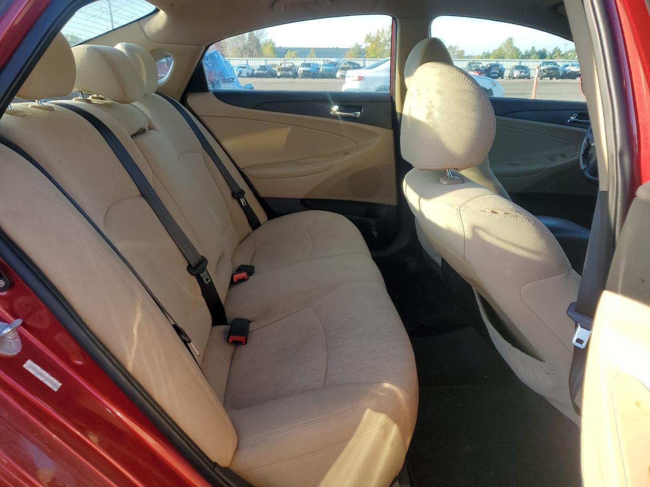 2011 HYUNDAI SONATA
