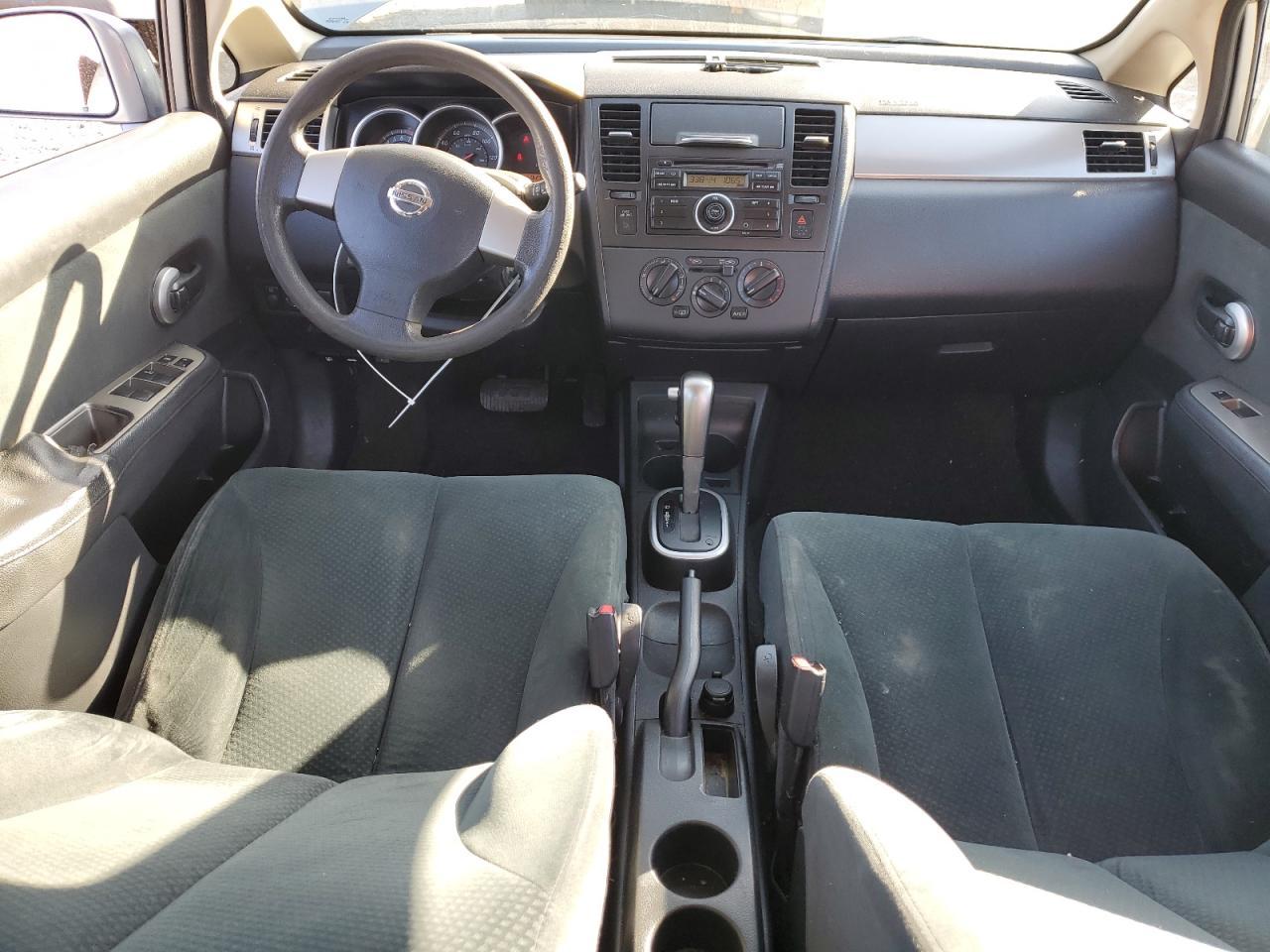2011 NISSAN VERSA