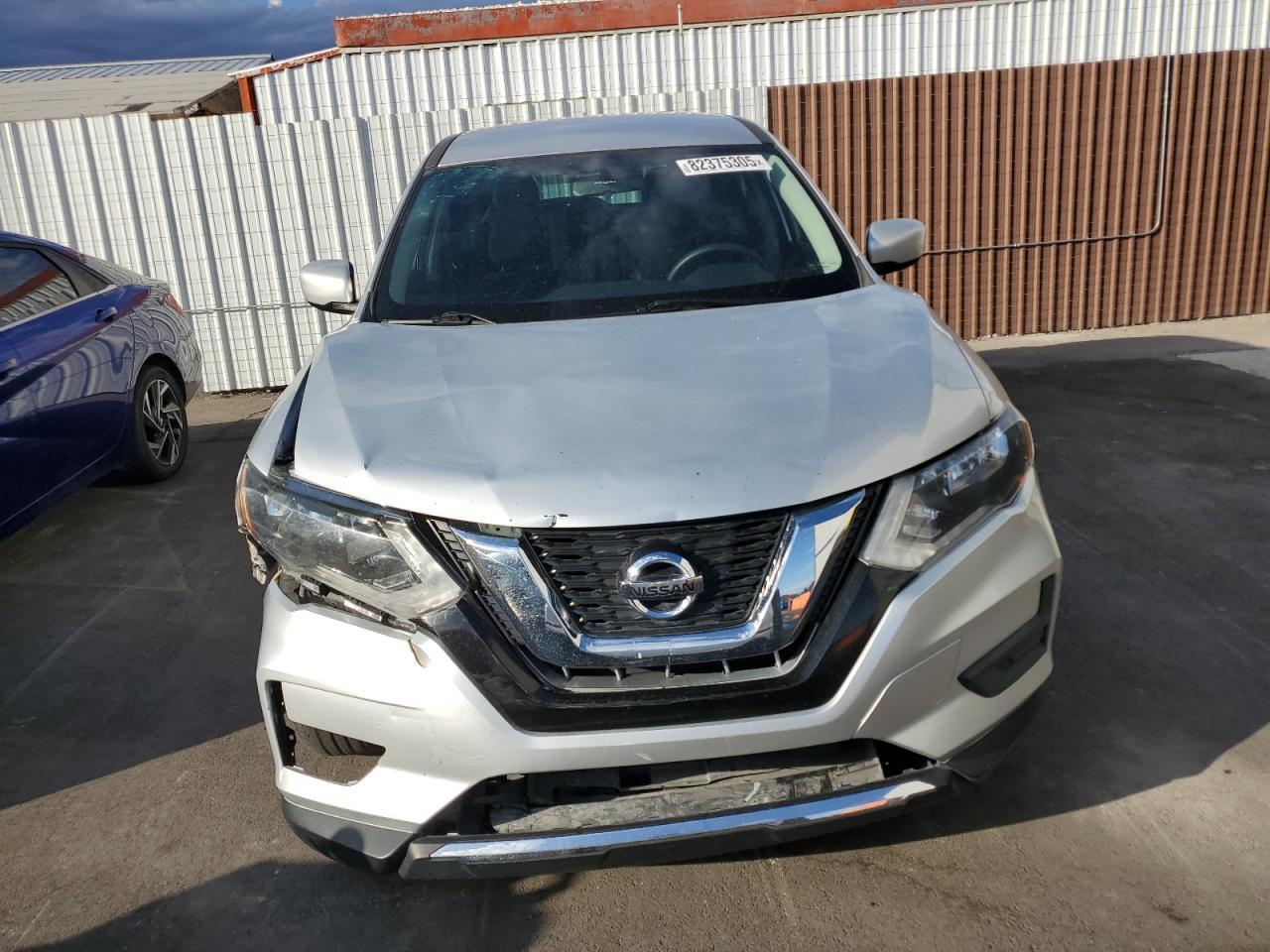 2017 NISSAN ROGUE