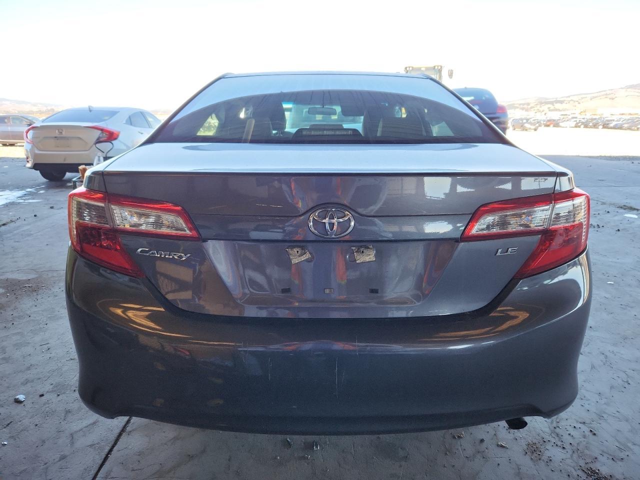 2013 TOYOTA CAMRY