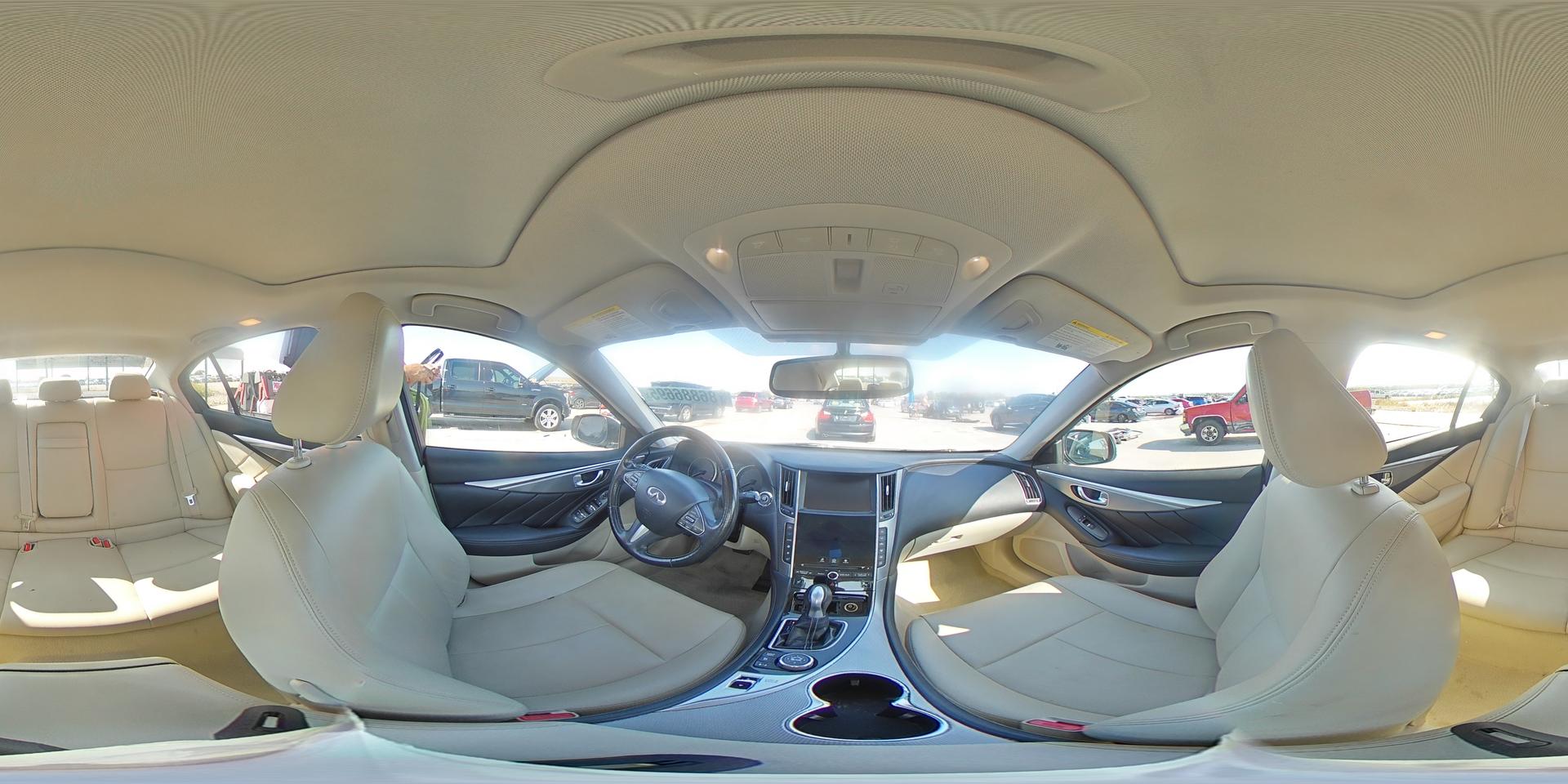 2015 INFINITI Q50