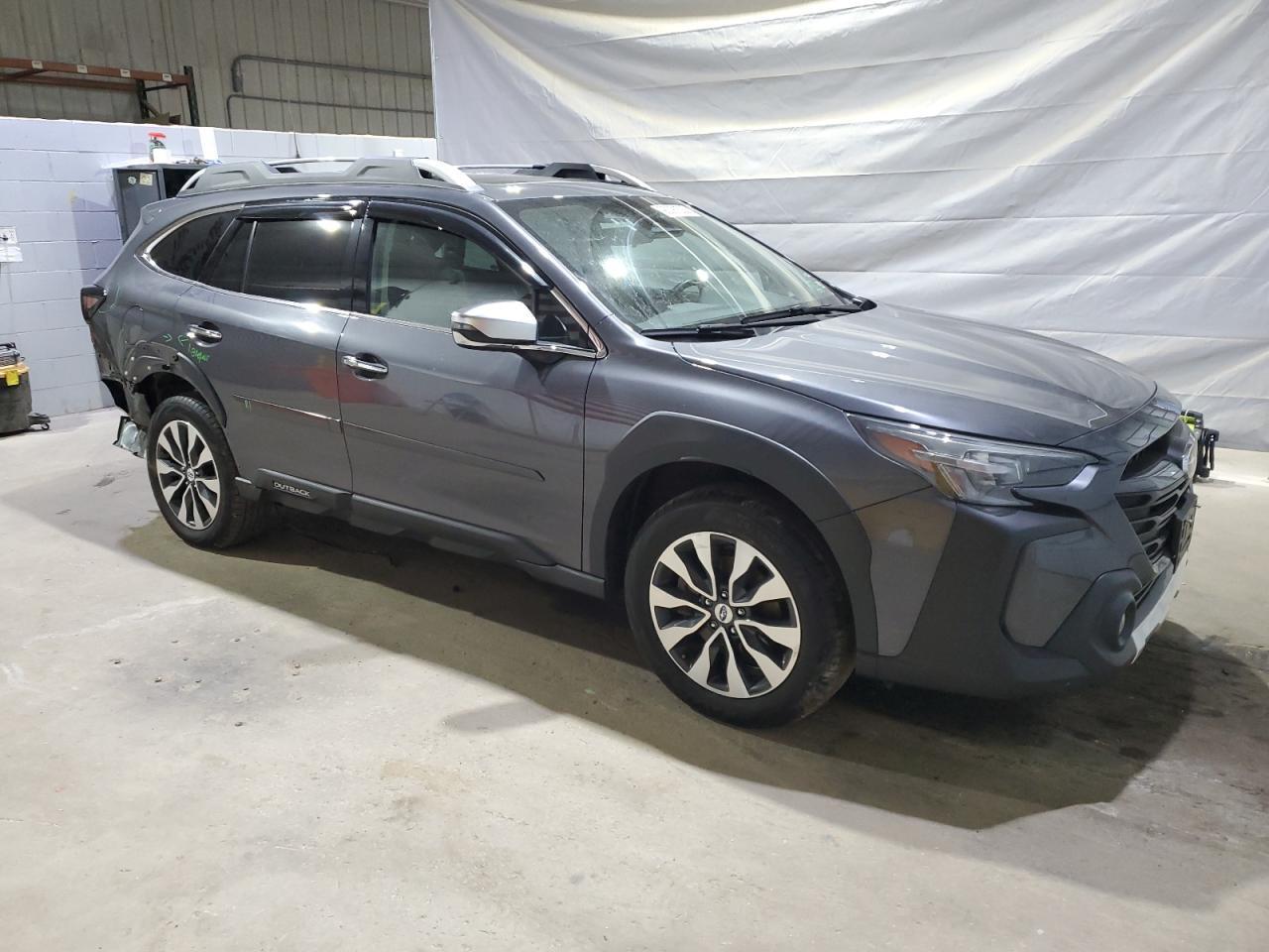 2023 SUBARU Outback