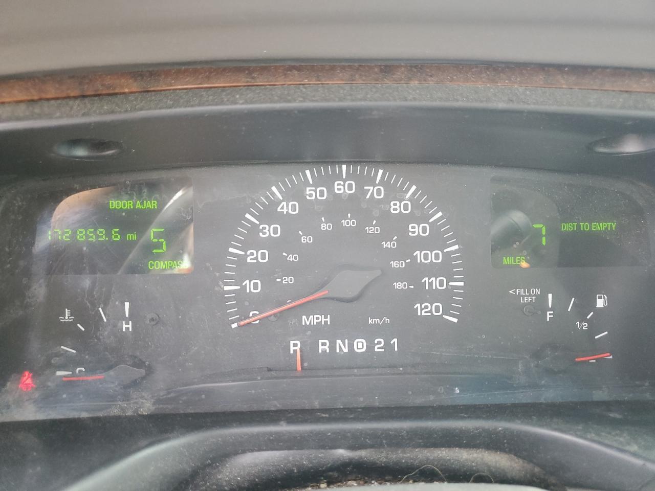 2000 LINCOLN Town Car