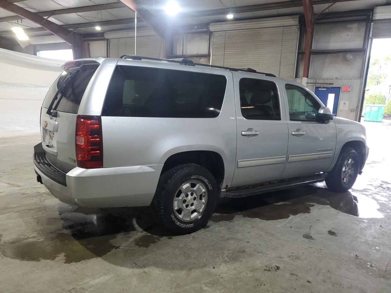 2012 CHEVROLET Suburban