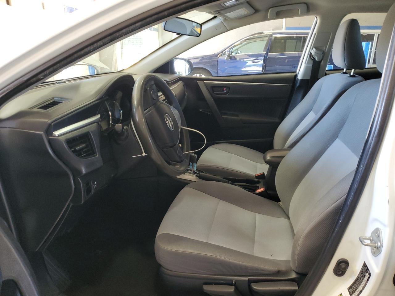 2015 TOYOTA COROLLA