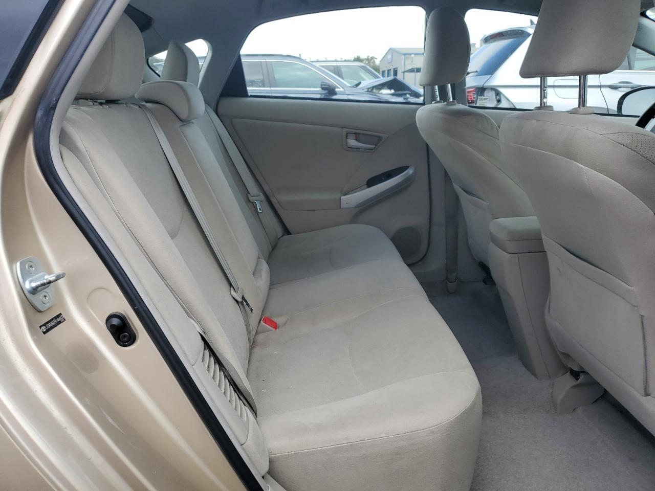 2011 TOYOTA PRIUS