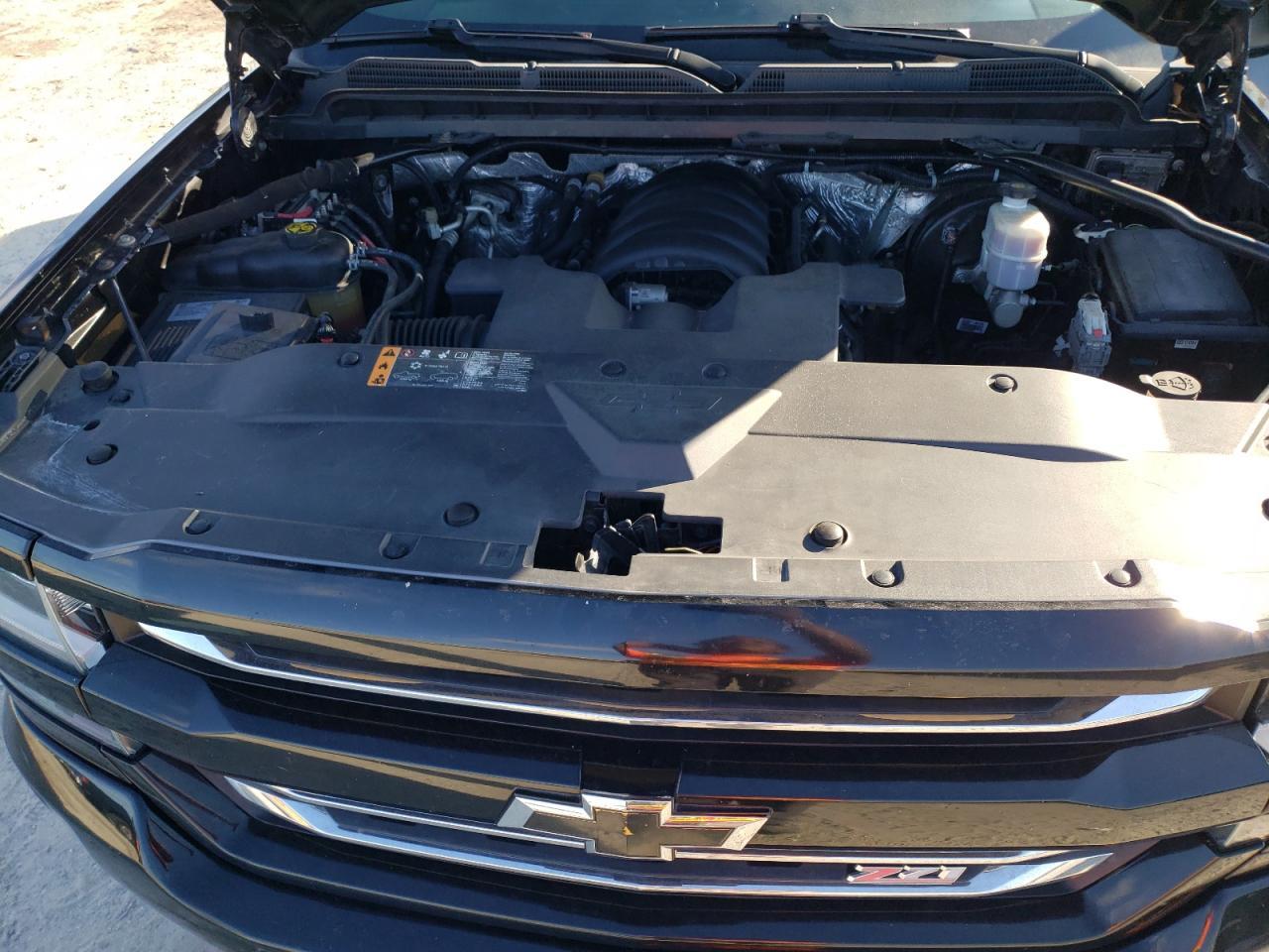 2017 CHEVROLET Silverado