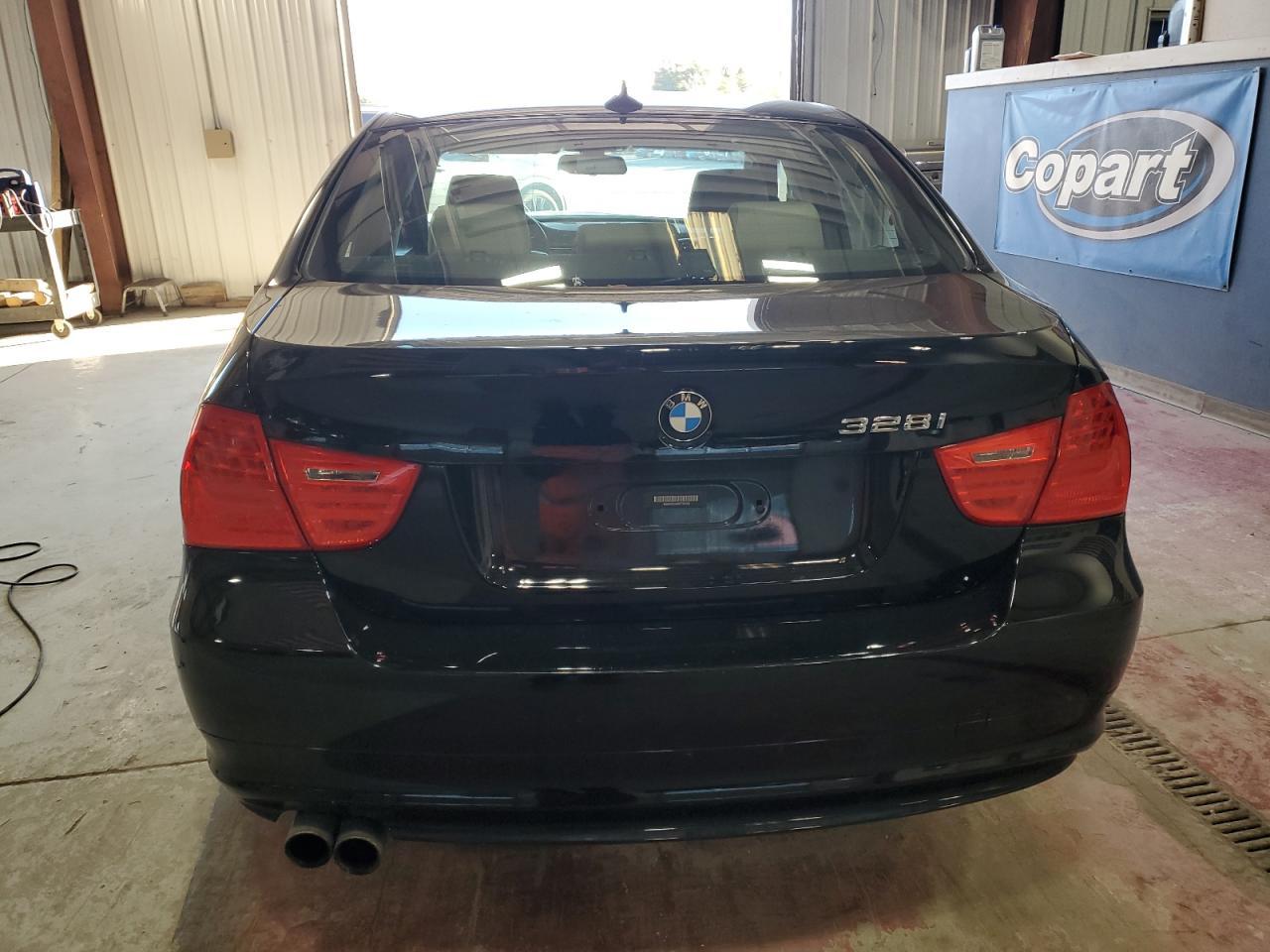 2011 BMW 3 SERIES
