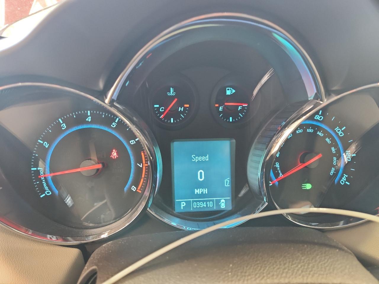 2011 CHEVROLET CRUZE