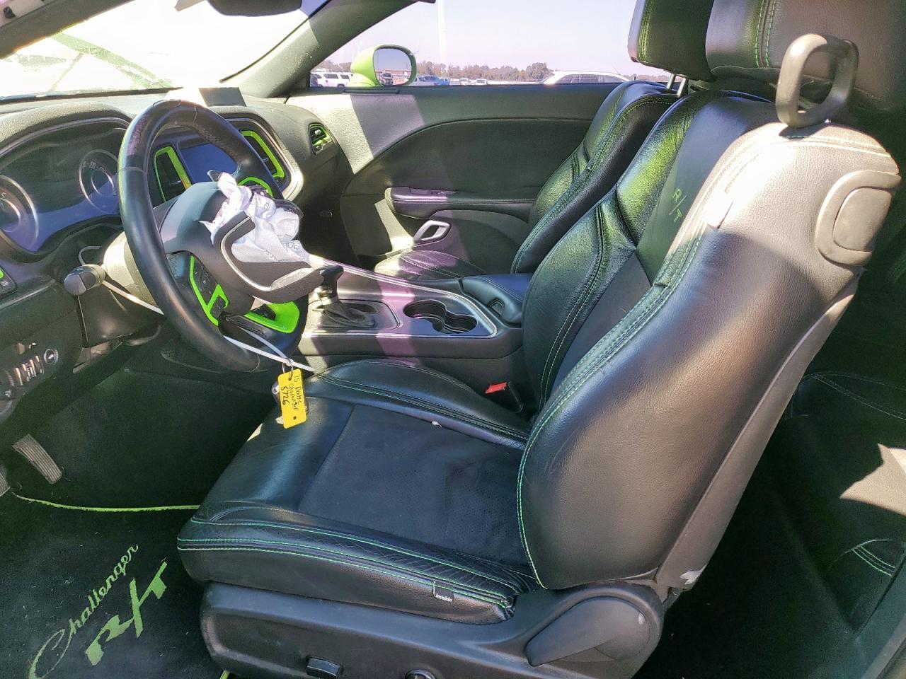 2015 DODGE Challenger