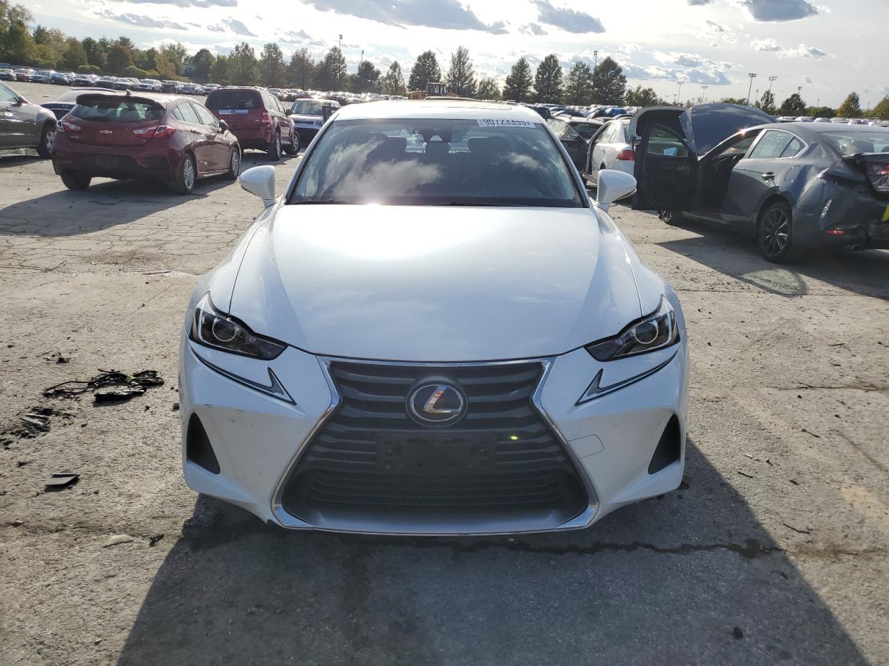 2019 LEXUS IS 300